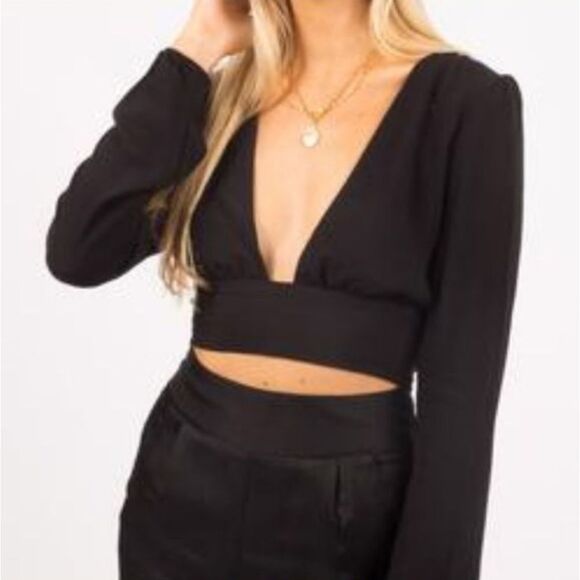 STILLWATER CLOTHING Mila Wrap Crop‎ Top NWT Sz Medium - Picture 1 of 5